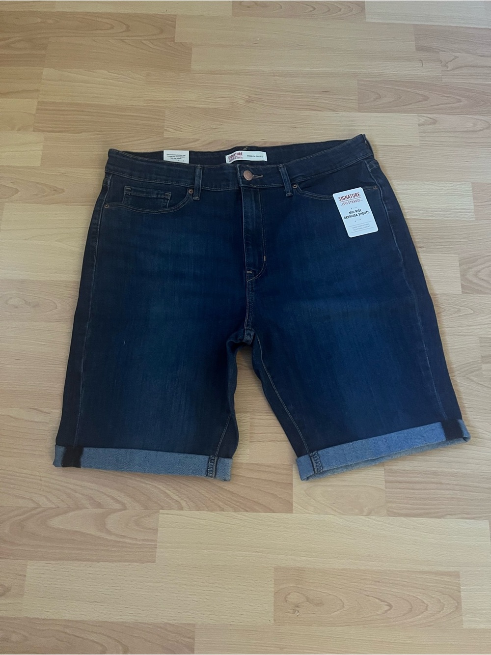 Signature by Levi Strauss Dark Indigo Women's Denim Shorts